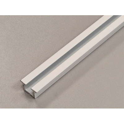 Bėgelis įleidžiamas baltas